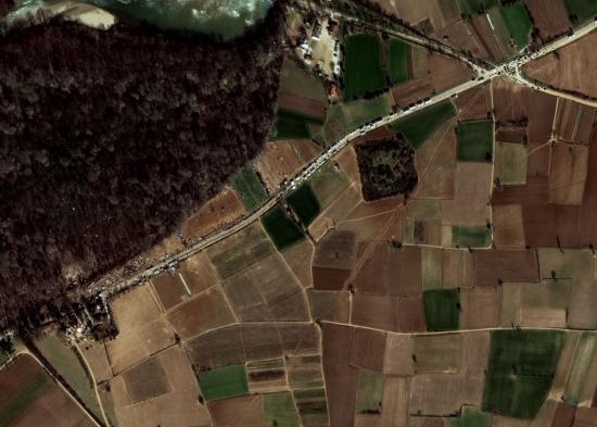 Satellite image at 30 cm resolution showing overview of refugees, tents, trucks, buses and aid relief at the Turkey / Greece Border. ðŸ“· 03/03/2020 by WorldView-3 © European Space Imaging 